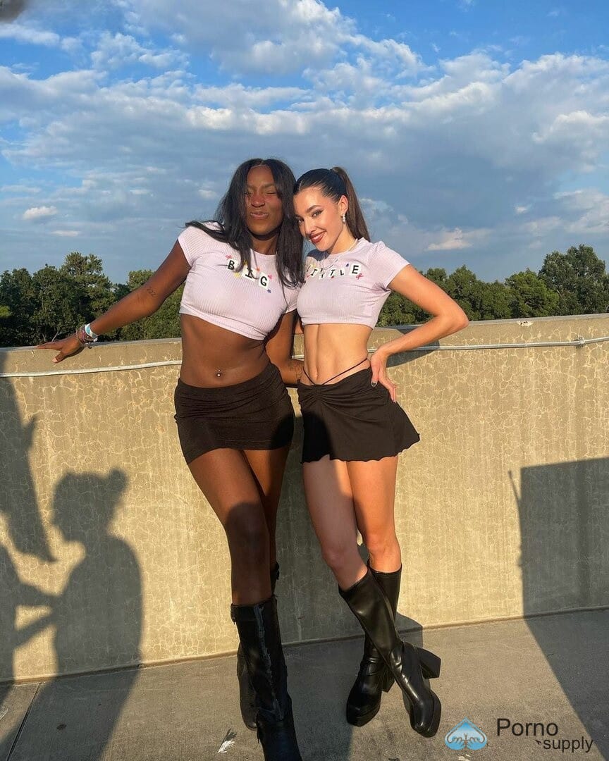 Harleylouman uncovered in a leaked photo