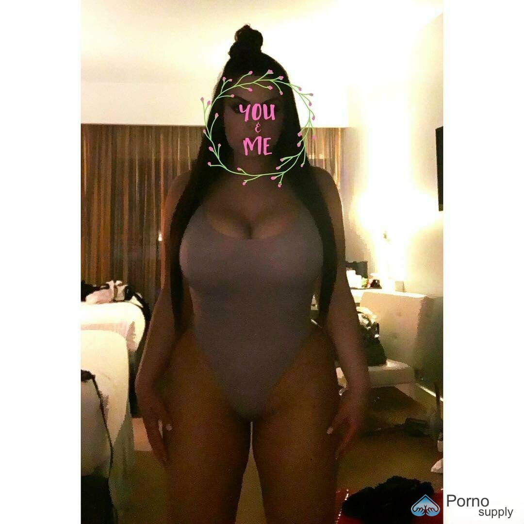 Iloveteniah porn photos 30