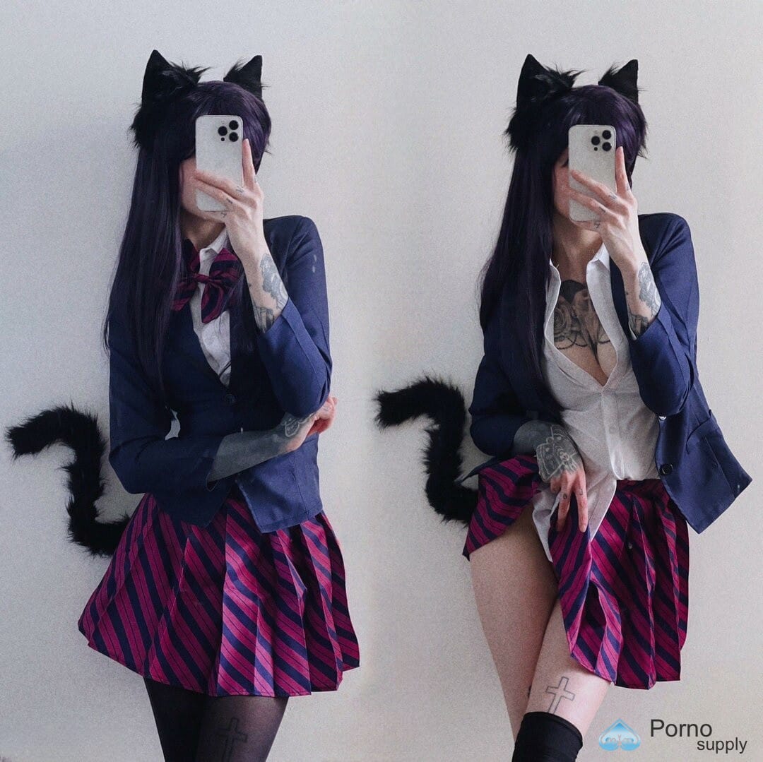 Lunara Fawn full frontal nude reveal