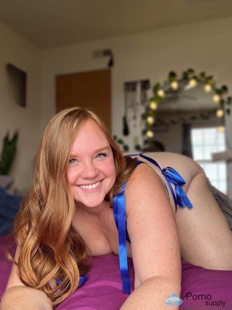 Emmber The Redhead sharing her intimate world